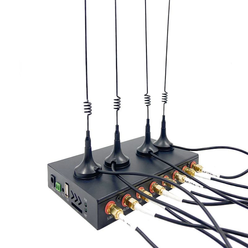 HC-G70: 2.5G WAN WiFi6 AX3000 5G 4G Vehicle Router - Image 3